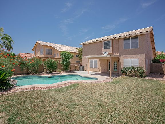 5th image of 9829 W Runion Dr