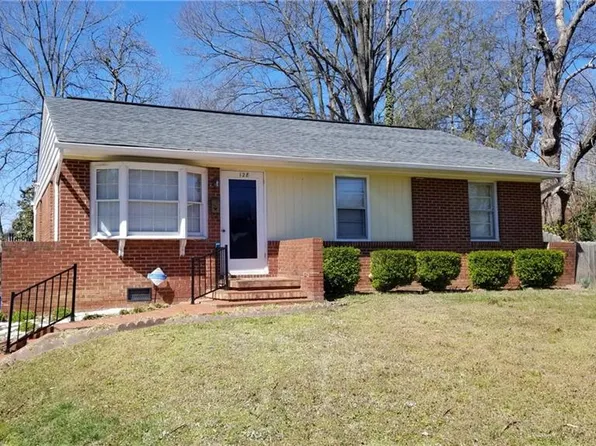 128 Saint John St, Burlington, NC 27217