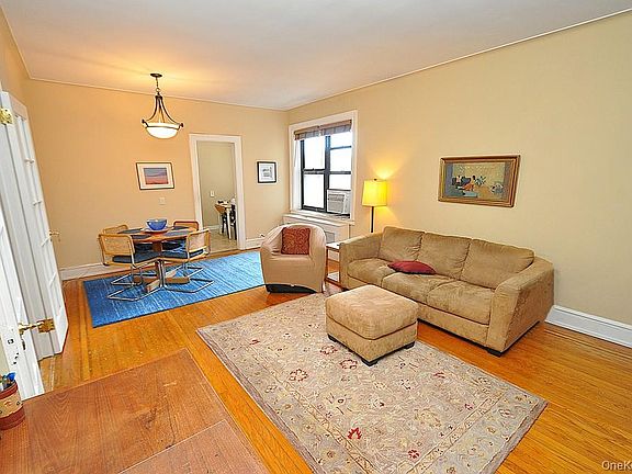 2nd image of 143 Garth Road #5J