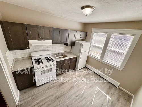 196 Washington St #8 Photo 1