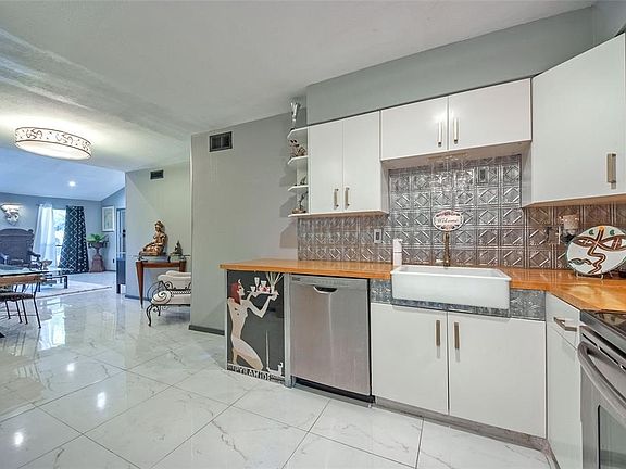 4th image of 11310 Park Central Pl APT C