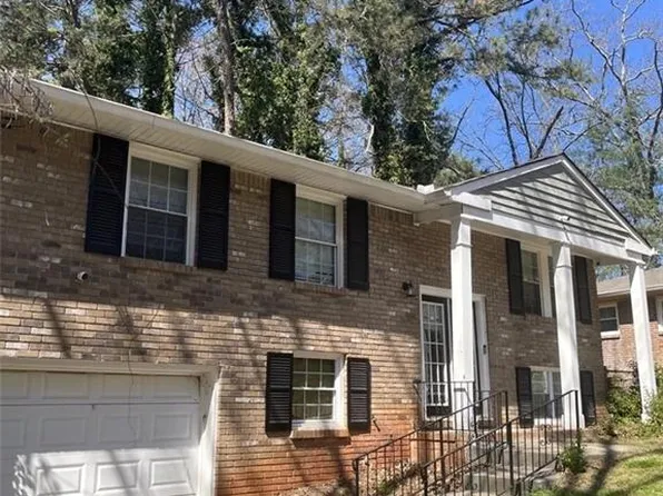 4472 Malibu Dr, Decatur, GA 30035