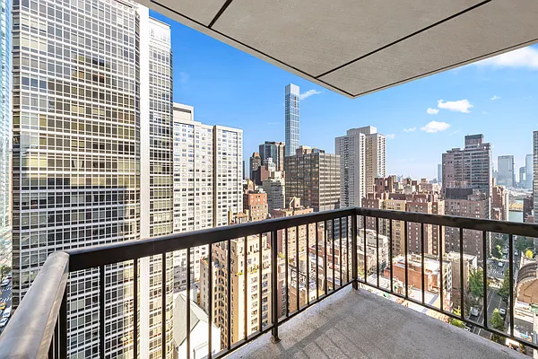 すーも 300 East 54th Street #23J in Sutton Place, Manhattan