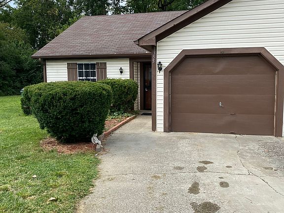 2nd image of 1355 Norfolk Cir