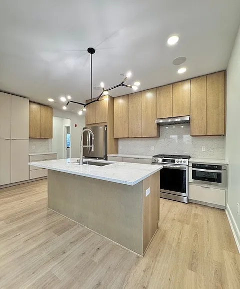 85 W High St #3R — Photo 12