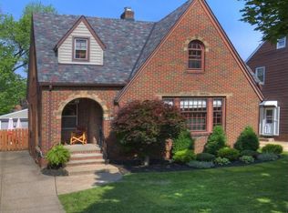 3982 W 157th St, Cleveland, OH 44111