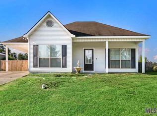 15757 Varnado Rd, Walker, LA 70785