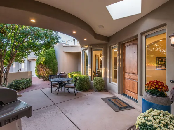 2315 Pinon Encantada Trl NW, Albuquerque, NM 87104