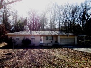 714 W University St, Siloam Springs, AR 72761