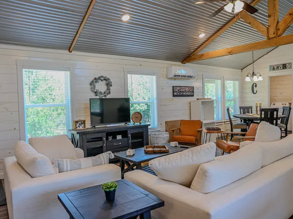 180 Wooded Crst, Palo Pinto, TX 76484
