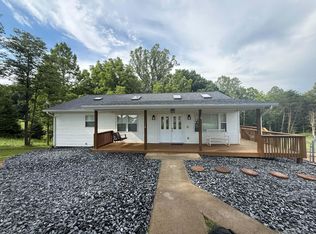 118 Crafts Church Rd, Glade Hill, VA 24092