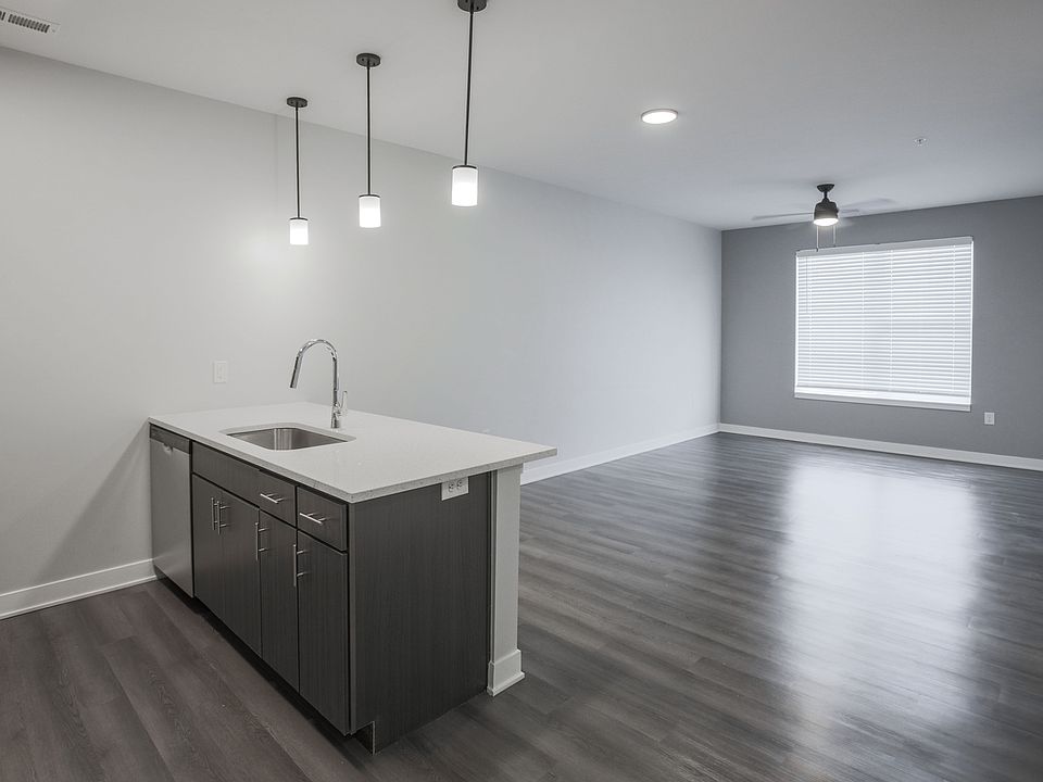 1-Bed Living Room