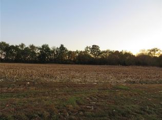 S Borgman Rd, Oak Grove, MO 64075