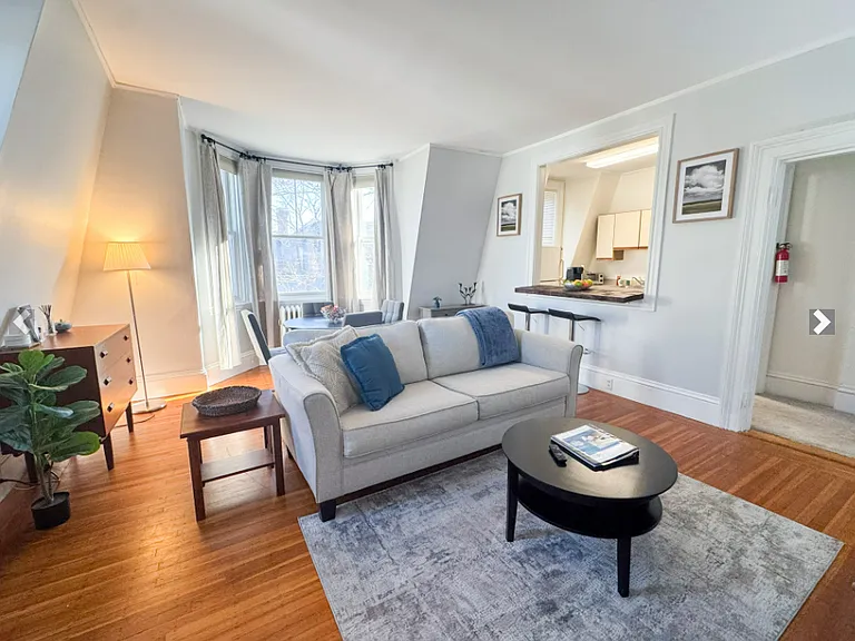39 Cypress St #2 — Photo 2