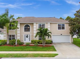 5925 Ridge Lake Cir, Vero Beach, FL 32967