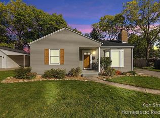 2440 Cherrywood Ct SW, Wyoming, MI 49519