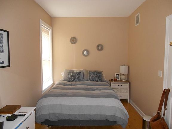 5th image of 2744 W Cortland St #1