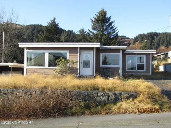 321 Erskine Ave, Kodiak, AK 99615