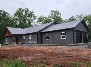 1702 N Fox St, Chouteau, OK 74337
