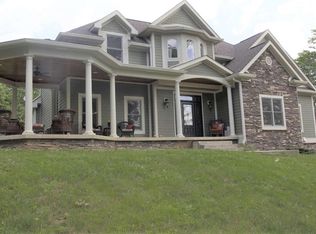 1520 E Tailwater Ct, Bloomington, IN 47401