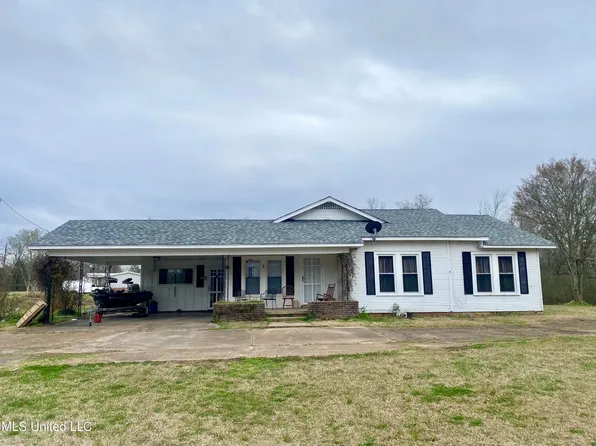 1048 Barnes Rd, Crystal Springs, MS 39059
