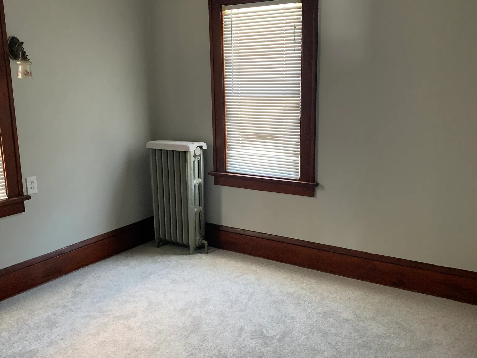 6 bed, $3,200 — Photo 3