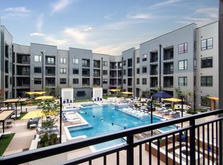 Chroma, Saint Louis, MO 63110