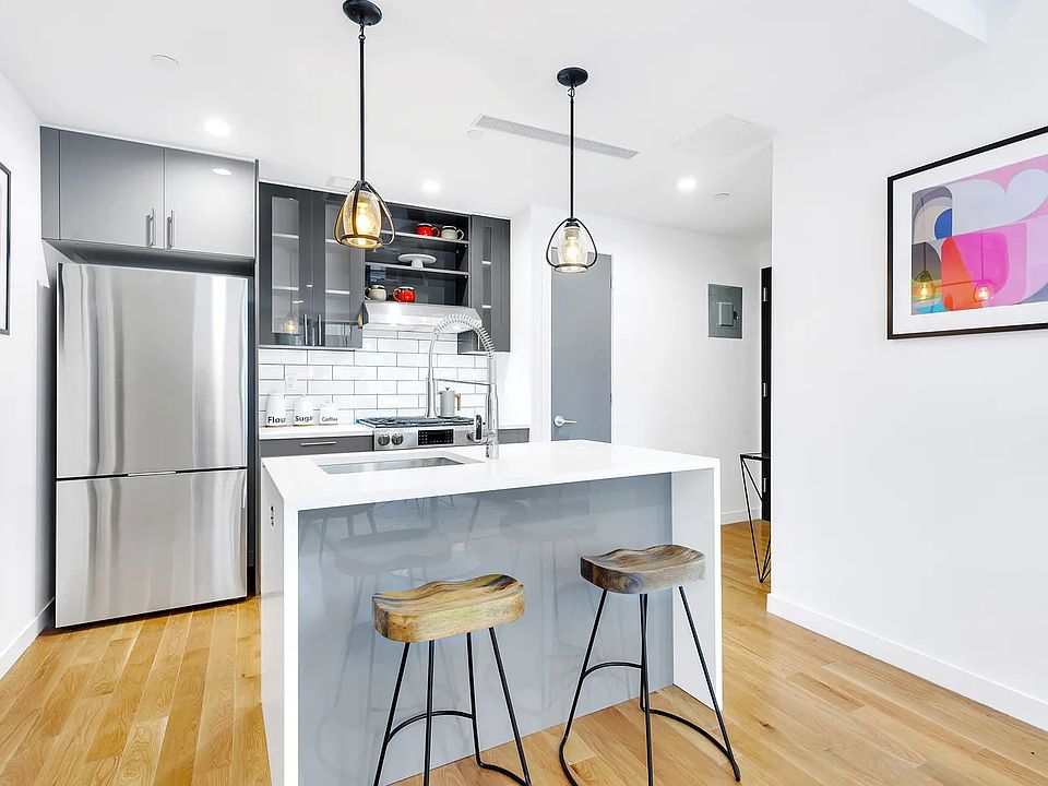 1st image of 4121 23rd St APT 2C