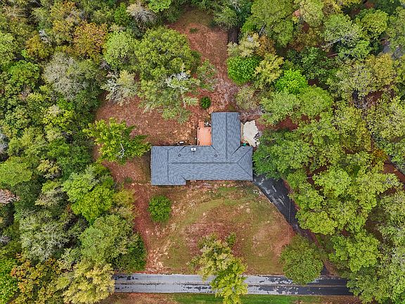 5th image of 159 Candler Rd