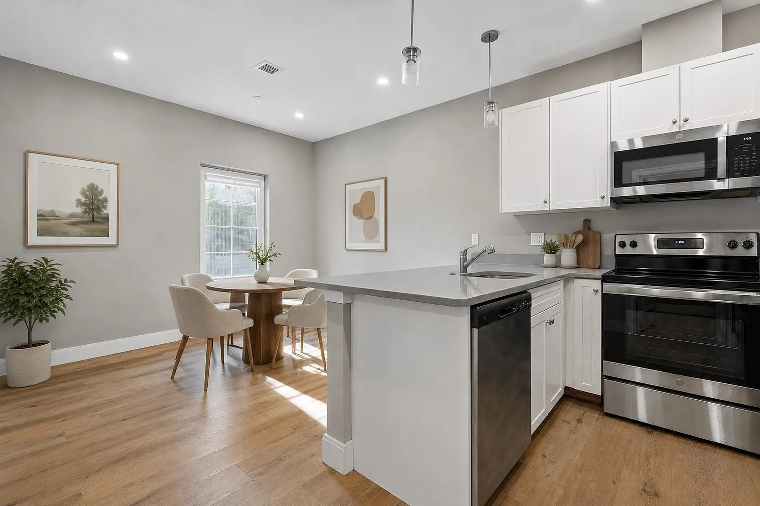 2 bed, 2.5 bath, 1214 sqft, $3,800 — Photo 1