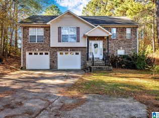 27 Madison Wood Ct, Cleveland, AL 35049