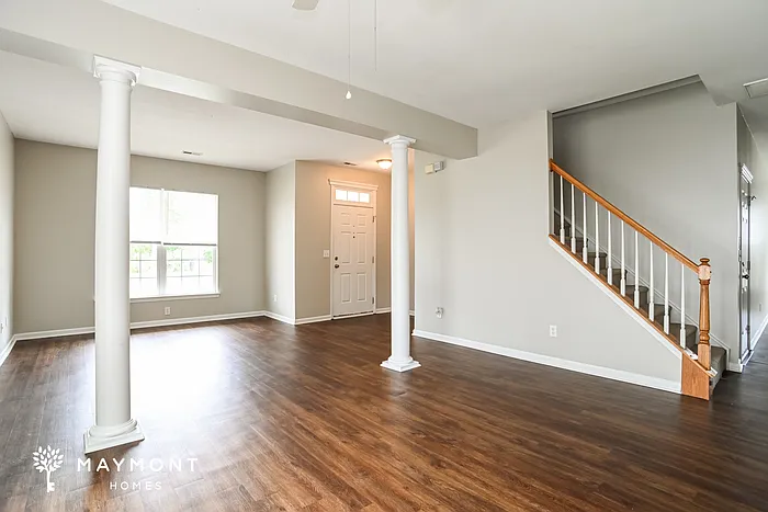 6 bed, 3.0 bath, 3070 sqft, $2,745 — Photo 4