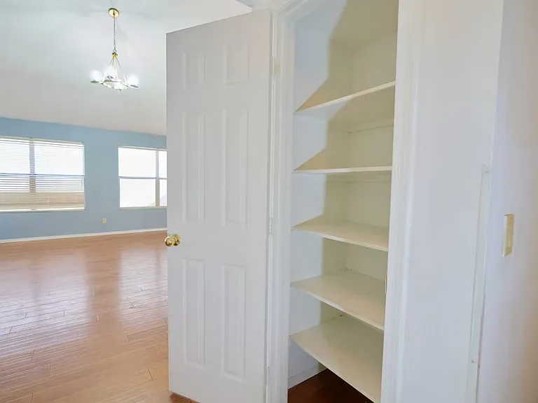 1317 N Palmsprings Dr — Photo 14