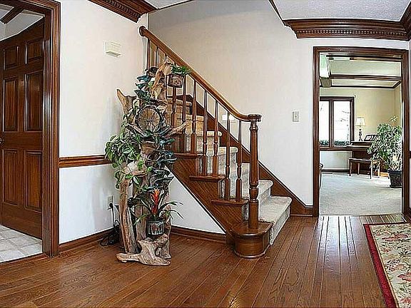 3rd image of 4852 Brentridge Ct