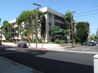 18300 Collins St #306, Tarzana, CA 91356