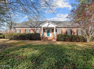 2212 Tanglewood Drive, Sanford, NC 27330