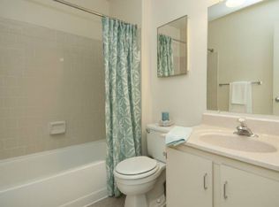 6107 Heritage Hill Dr APT A, Glen Burnie, MD 21061
