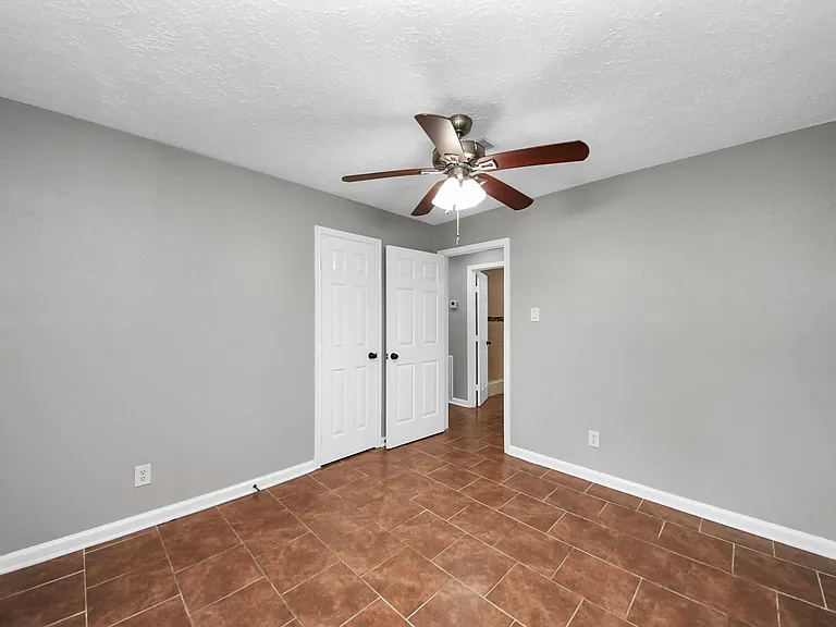 12623 Fern Forest Dr — Photo 25