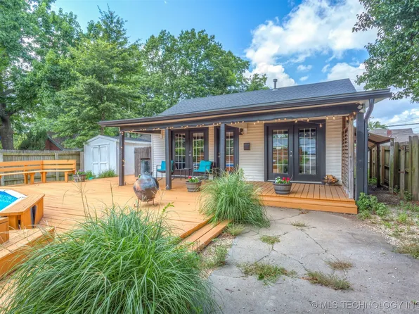 1244 S Columbia Pl, Tulsa, OK 74104