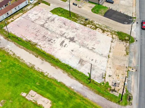 7149 Park Ave, Houma, LA 70364