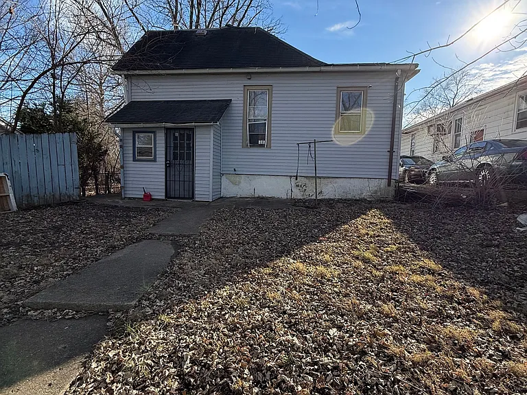 968 W View St — Photo 5
