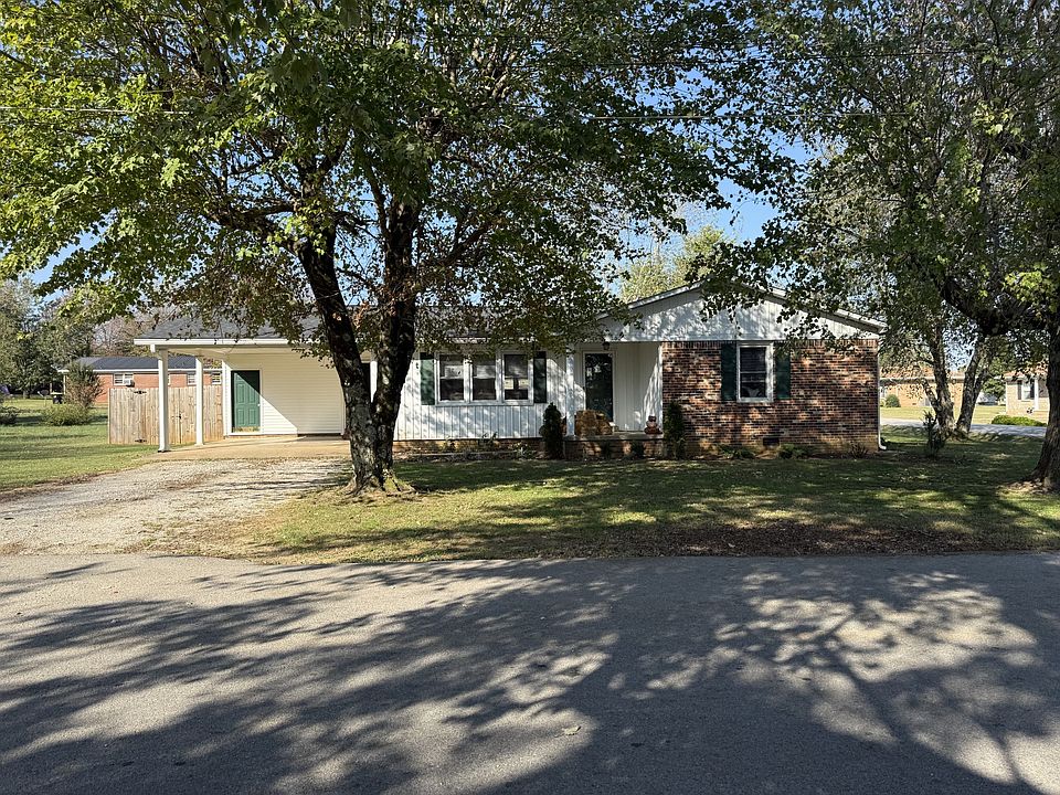 1st image of 102 Kimberly St