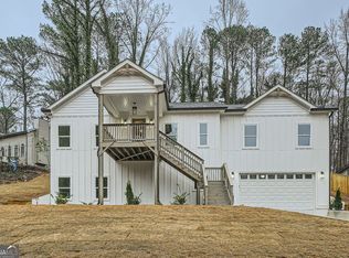 4322 Timberland Dr, Lilburn, GA