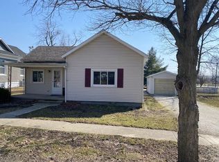 309 E 4th St, Gridley, IL 61744