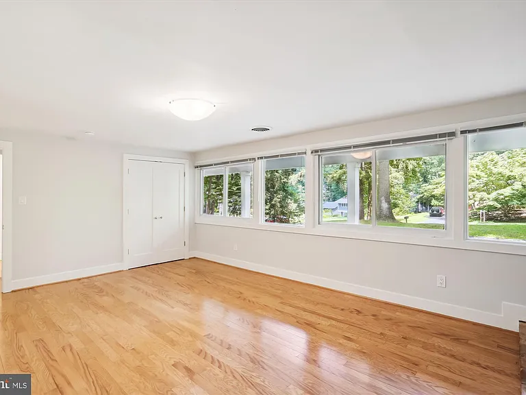 8206 Stone Trail Dr — Photo 37