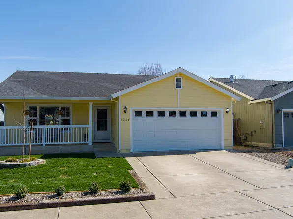 2331 Lillian St, Medford, OR 97501