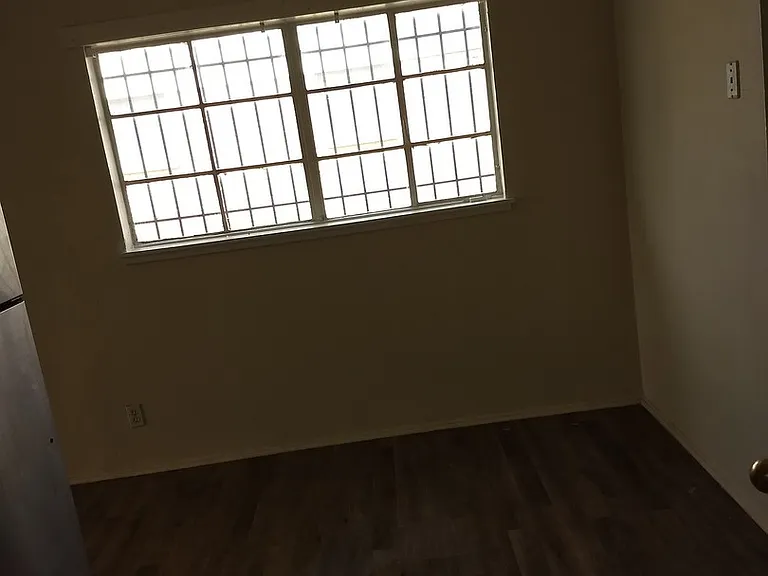 920 Gardenia St — Photo 13