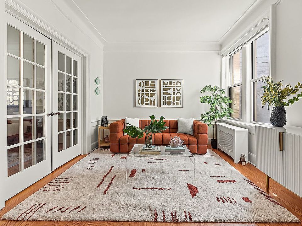 1st image of 856 43rd St APT 7