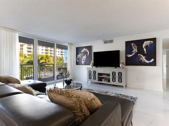 4th image of 3546 S Ocean Blvd APT 424