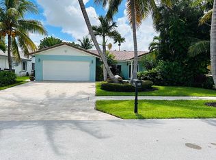 21577 Willow Tree Rd, Boca Raton, FL 33433